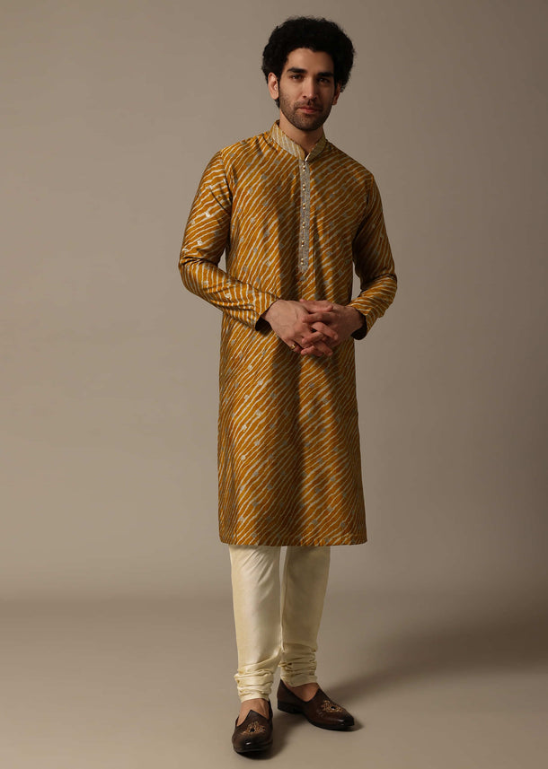 Mustard Yellow Lehariya Printed Kurta Set For Men