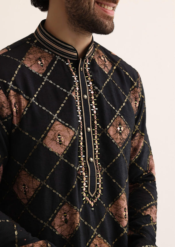Black And Pink Silk Kurta Set With Mirror Embroidery