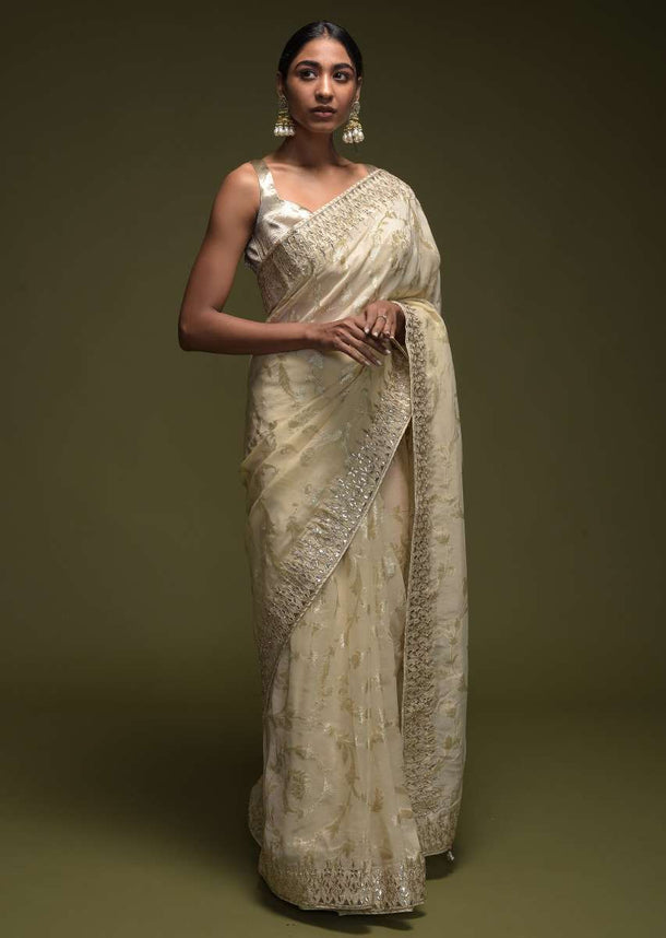 Off White Banarasi Saree In Silk Blend With Woven Floral Jaal Online - Kalki Fashion