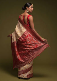 Off White Banarasi Saree In Silk Blend With Woven Mesh Jaal Online - Kalki Fashion