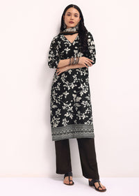 Off White And Black Printed Chanderi Kurta Set With Dupatta