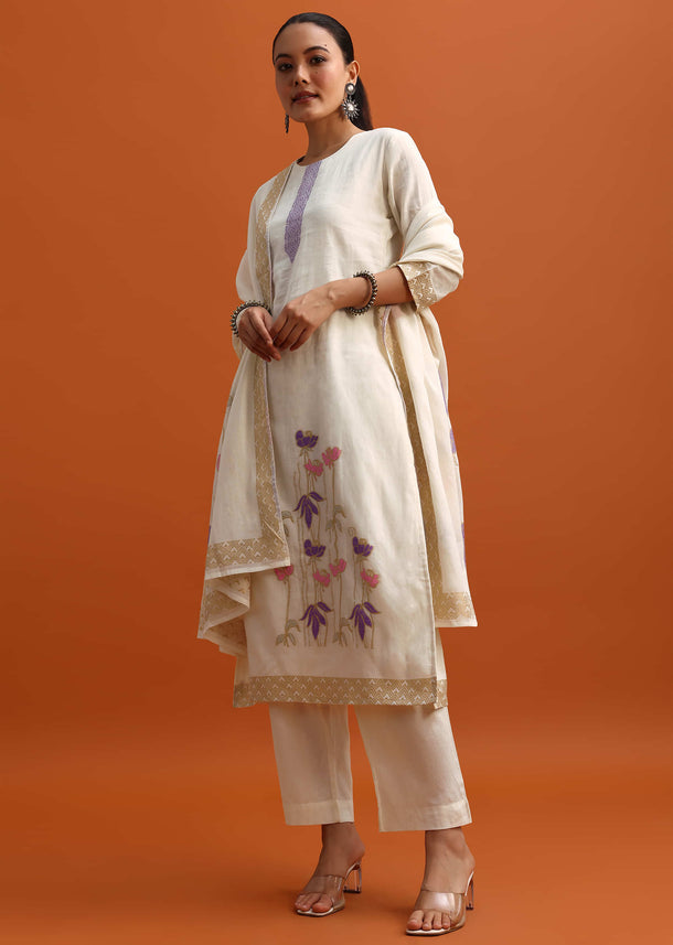 Off White Thread Weave Kurta Set With Dupatta