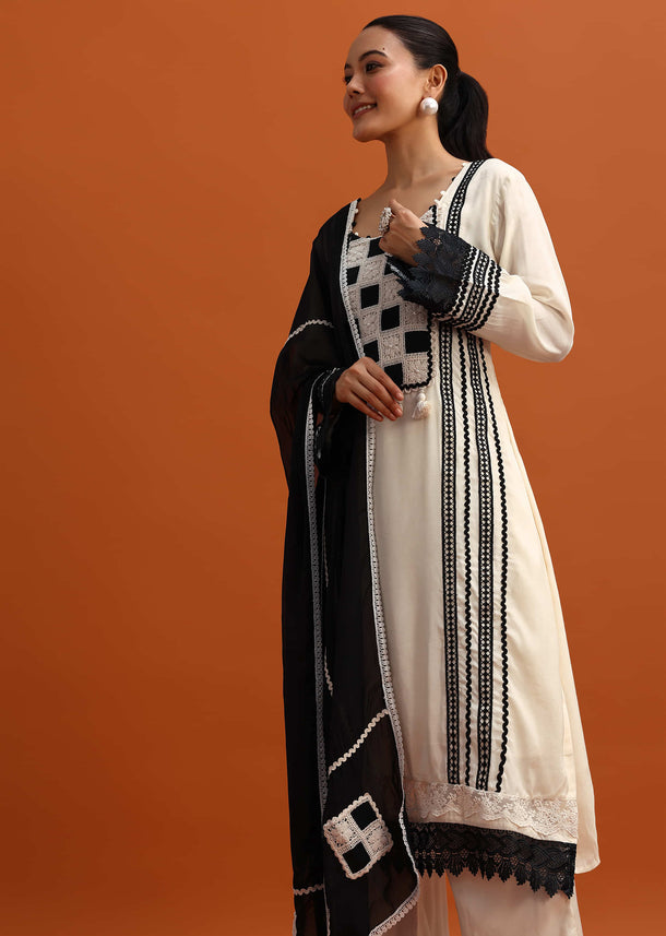 Off White Thread Work Palazzo Set With Dupatta