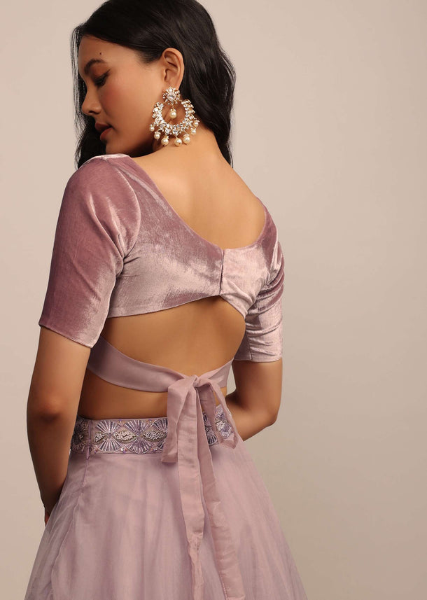 Onion Pink Half Sleeves Blouse in Velvet With Sweetheart Neckline
