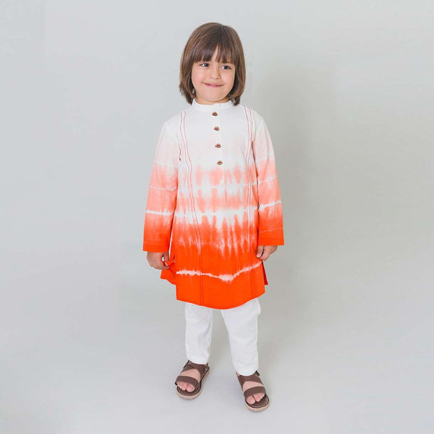 Kalki Boys Orange Ombre Kurta In Cotton With Shibori Tie - Dye Print By Tiber Taber