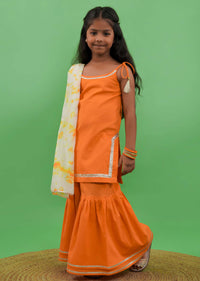 Kalki Girls Orange Strappy Straight Cut Sharara Suit With Gotta Patti Work And A Tie Dye Dupatta By Tiber Taber