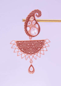 Paisley motif gold coated earring adorn with crystal beads only on kalki