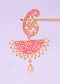 Paisley motif pink meenakari earring  with kundan stone enhancing the border only on kalki
