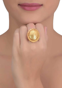 Circular Gold Plated Ring With Self Embossed Leaves And Floral Pattern Online - Kalki Fashion