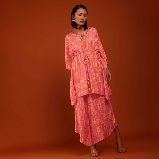 Peach Digital Print Kaftan Set In A V Neckline With A Tie-Up Tassel Dori At The Front,