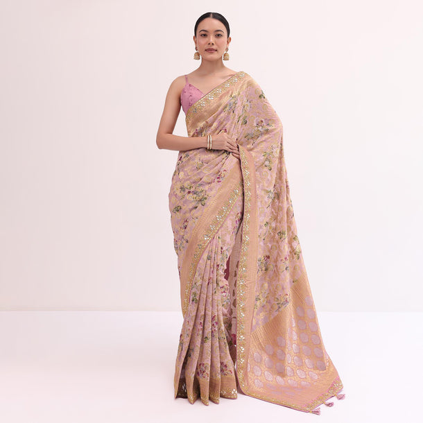 Peach Floral Georgette Saree With Unstitched Blouse