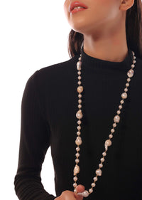 Pearl Necklace With Golden Chain In A Symmetrical Design Theme