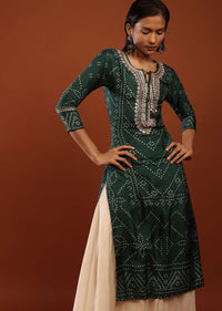 Deep Green Kurta In Cotton With Bandhani Print And Gotta Detailed Floral Neckline
