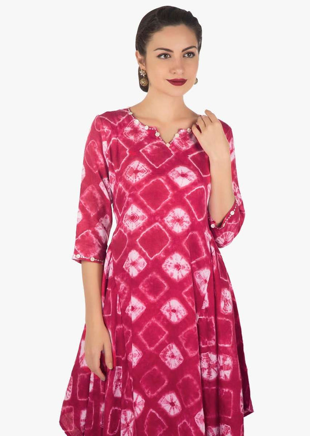 Pink And Off White Tunic In Batik Print Matched With Off White Gotta Patch Work Pants Online - Kalki Fashion