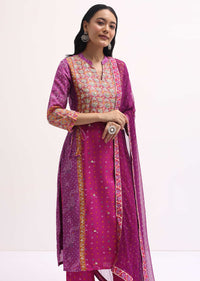 Pink Bandhani Printed Silk Kurta Set With Dupatta