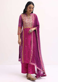 Pink Bandhani Printed Silk Kurta Set With Dupatta