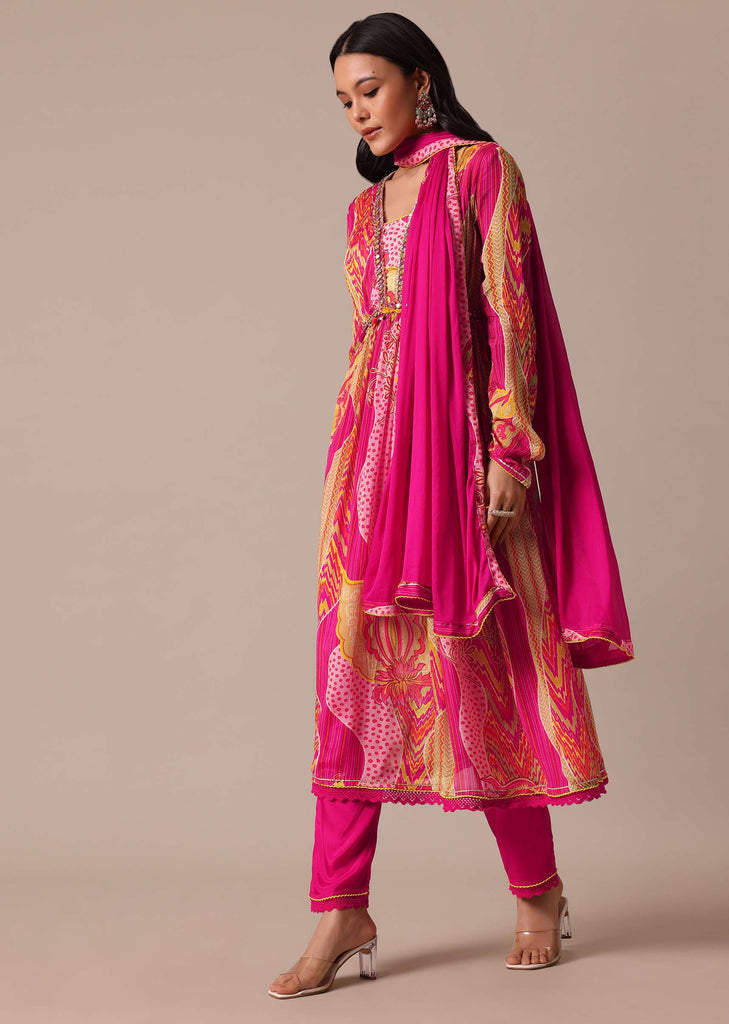 Pink Floral Print Kurta Set In Chiffon
