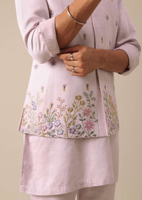 Pink Jacket And Kurta Set With Floral Motif Thread Work