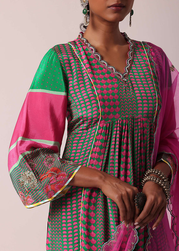 Pink Palazzo Set In Silk With Printed Kurta And Organza Dupatta