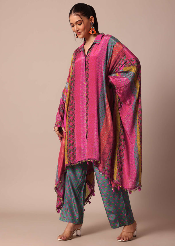 Pink Printed Kaftaan Set With Metal Coins Detailing