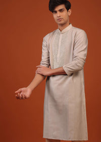 Powder Pink Silk Kurta Set With Thread And Zari Embroidery