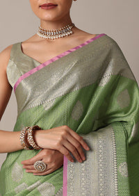 Pista Green Banarasi Tunchui Silk Saree With Woven Motifs And Unstitched Blouse Piece