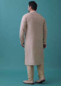 Powder Pink Kurta Set With Thread And Zari Embroidery In Silk