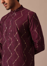 Wine Foil Printed Kurta And Pant Set In Silk