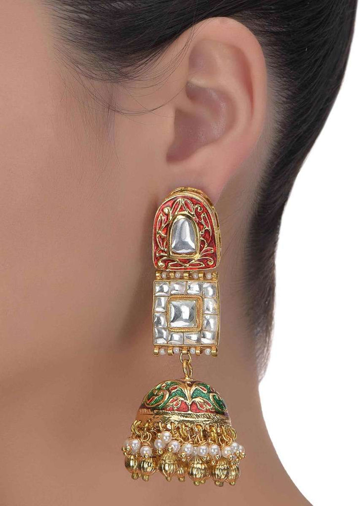 Red And Green Mina Work Jhumkas Embellished With Kundan And Pearls In Geometric Pattern Online - Kalki Fashion