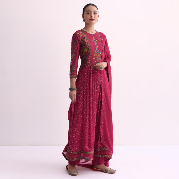 Red Chiffon Kurti Pant Set With Dupatta And Resham Thread Work