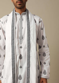 White Foil Print Kurta Set