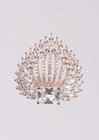 Rose Gold Plated Studs With Stones And Crystals In Spade Pattern Online - Kalki Fashion