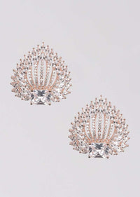 Rose Gold Plated Studs With Stones And Crystals In Spade Pattern Online - Kalki Fashion