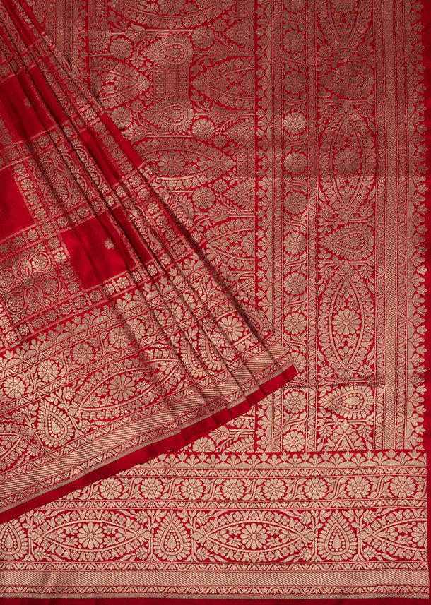 Fiery Red Zari Banarasi Saree In Katan Silk With Single Zari Work And Unstitched Blouse