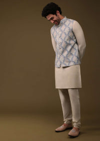 White Jacket Kurta Set In Silk With Machine Embroidery