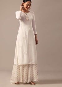 White Lucknowi Kurta With Thread Knot Detail