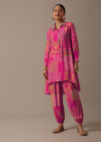 Pink Printed Kurta Set With Sequin And Bead Detail