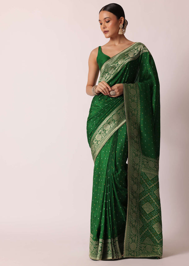 Green Bandhani Silk Saree With Woven Motif And Unstitched Blouse Piece