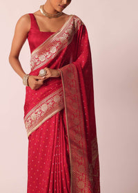 Red Bandhani Saree With Weave Detail And Unstitched Blouse Piece