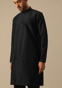 Black Aari Embroidered Kurta Set In Dupion Silk