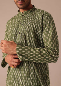 Green Cotton Printed Kurta Set With Pintuck Detail