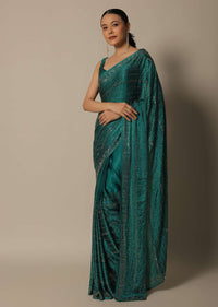 Dazzling Green Saree With An Unstitched Blouse Fabric