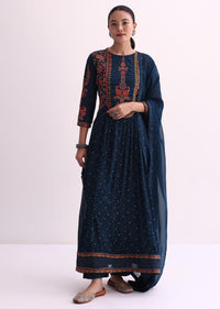 Navy Blue Kurti Pant Set With Dupatta And Resham Thread Work