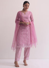 Pink Cotton Kurti Pant Set With Resham And Prints