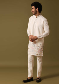 Off White Kurta Set In Resham Work For Men