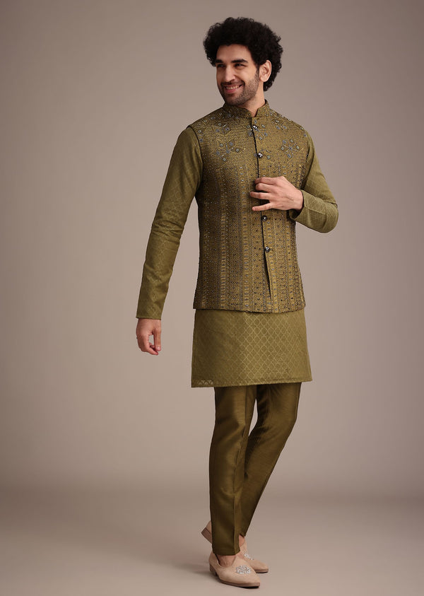 Mehendi Green Silk Kurta Jacket Set With Zardosi And Thread Work
