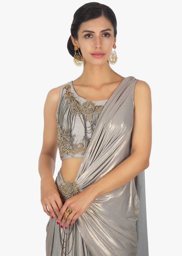 Shimmer Lycra saree skirt with pre stitched pallo in zari patch  with chain dangler