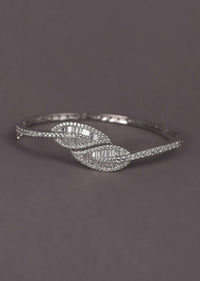 Silver Plated Bracelet With Stones And Bugle Beads In Leaf Motif Online - Kalki Fashion