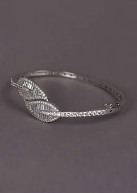 Silver Plated Bracelet With Stones And Bugle Beads In Leaf Motif Online - Kalki Fashion