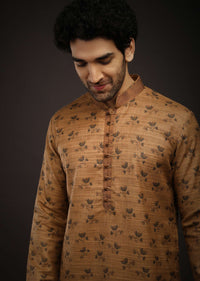 Sugar Brown Kurta Set In Tussar Silk With Dark Blue Printed Floral Buttis